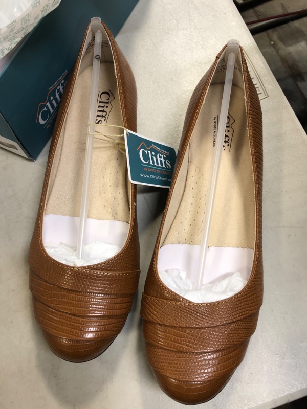 Photo 2 of 10---CLIFFS BY WHITE MOUNTAIN Women's Clara Ballet Flat 10 Tan/Es-print