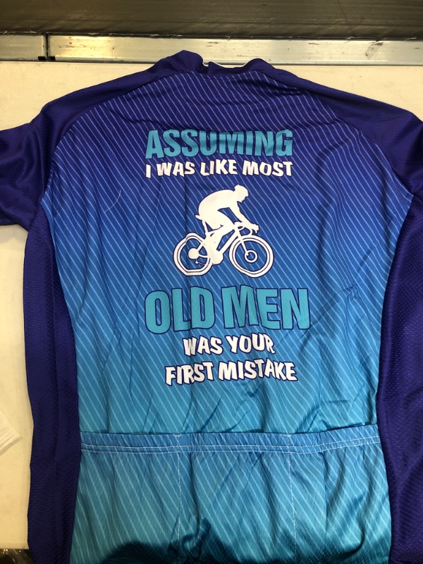 Photo 2 of ASSUMING I WAS LIKE MOST OLD MEN WAS YOUR FIRST MISTAKE CYCLING SHIRT 
SIZE MEDIUM 