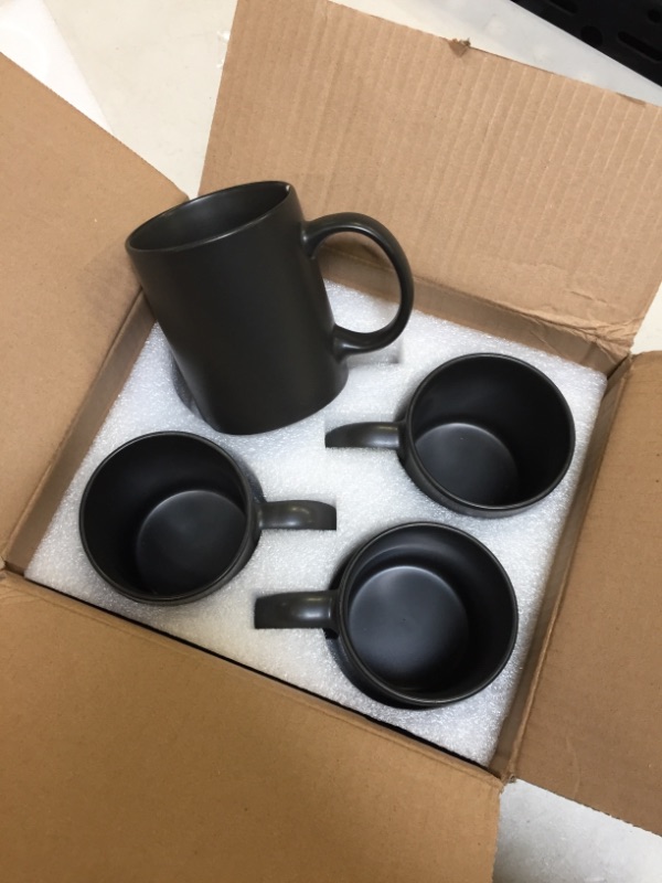 Photo 2 of 11 OZ Coffee Mugs, Harebe Family Ceramic Cup for Coffee, Tea, Cocoa and Mulled Drinks, Classic Mugs Set of 4, Matte Black Black-4
NEW - 1 MUG HAS MINOR DAMAGE (AS SHOWN IN PICTURE)