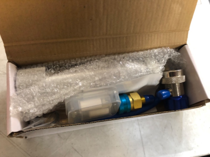Photo 2 of ERGAOBOY AC Compressor Oil & Dye Injector Kits,1/4" SAE Male Low Side Quick Coupler Suitable for The R134A R1234YF Refrigerant System