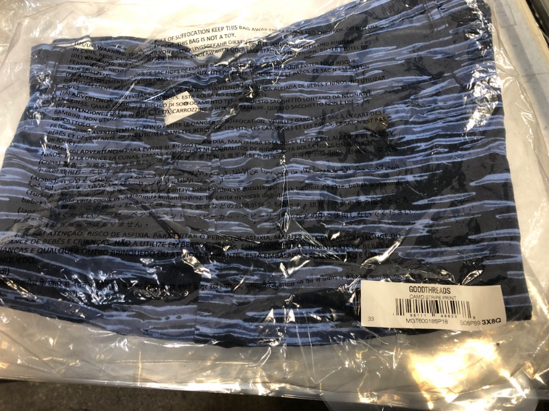 Photo 1 of Goodthreads Men's Slim-Fit 7" Flat-Front Comfort Stretch Chino Short SIZE 33 WAIST Camo/Stripe