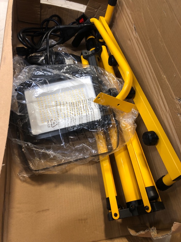 Photo 1 of DAYATECH 180W 20000 Lumen Dual-Head LED Work Light with Tripod Stand, 4 Brightness Adjustable, IP 65 Waterproof 10 Ft Power Cord 20000lm/4 Bightness Adjustable
