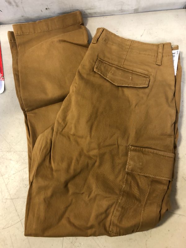 Photo 2 of 32W X 31L -- Goodthreads Men's Athletic-Fit Comfort Stretch Vintage Cargo Pant