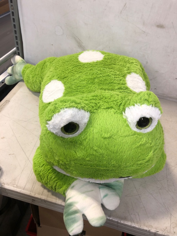 Photo 2 of IKASA Large Frog Stuffed Animal Plush Toy,Giant Frog Cute Jumbo Soft Toys,Huge Big Size Plushy Fluffy Fat Oversized Plushie,Gifts for Kids Girls Boys Girlfriend Childrens (30 inches, Green) 30 inches Green