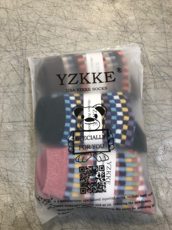 Photo 3 of YZKKE 5Pack Womens Vintage Winter Soft Warm Thick Cold Knit Wool Crew Socks, Multicolor, free size Q-23