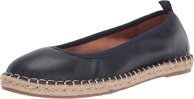 Photo 1 of Amazon Essentials Women's Espadrille Ballet Flat Size 6
