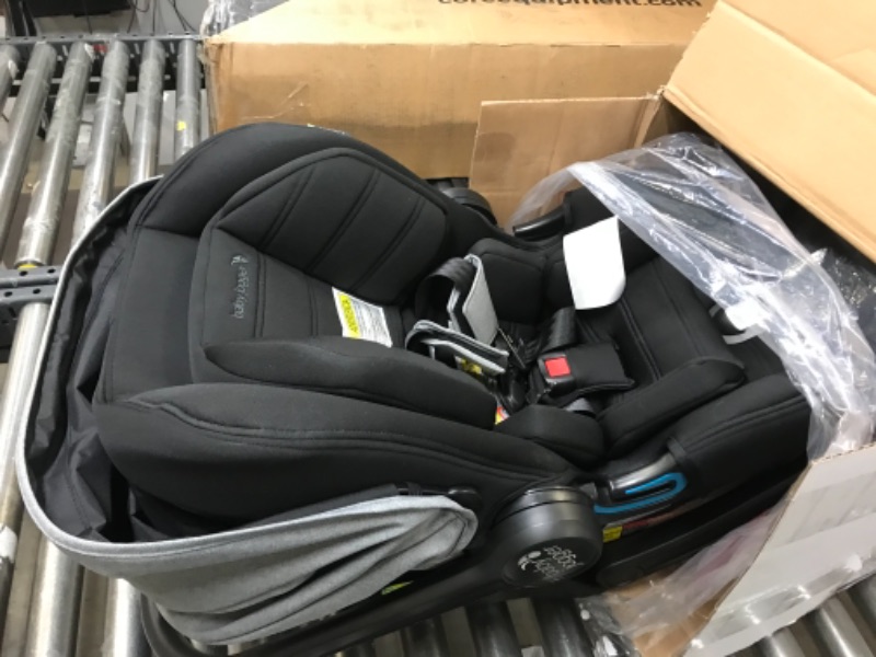 Photo 2 of Baby Jogger City GO 2 Infant Car Seat, Pike with Leatherette City Go 2 Pike