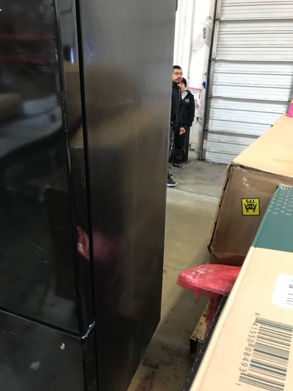 Photo 3 of 25.5 CU. FT. FRENCH DOOR REFRIGERATOR WITH ICE & WATER DISPENSER - BLACK

This Winia 25.5 cu. ft. French Door refrigerator is beautifully designed with a Filtered Ice & Water Dispenser and a Fingerprint Resistant Finish that holds magnets. The fridge is l