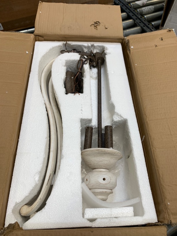 Photo 3 of 3 Lights French Country Chandeliers Wood White Retro Farmhouse Chandelier Wooden Bough Rustic Style Pendant Light Vintage Light Fixture Rustic for Dining Room Living Room Kitchen Island Lobby Bedroom --- Box Packaging Damaged, Moderate Use, Scratches and 