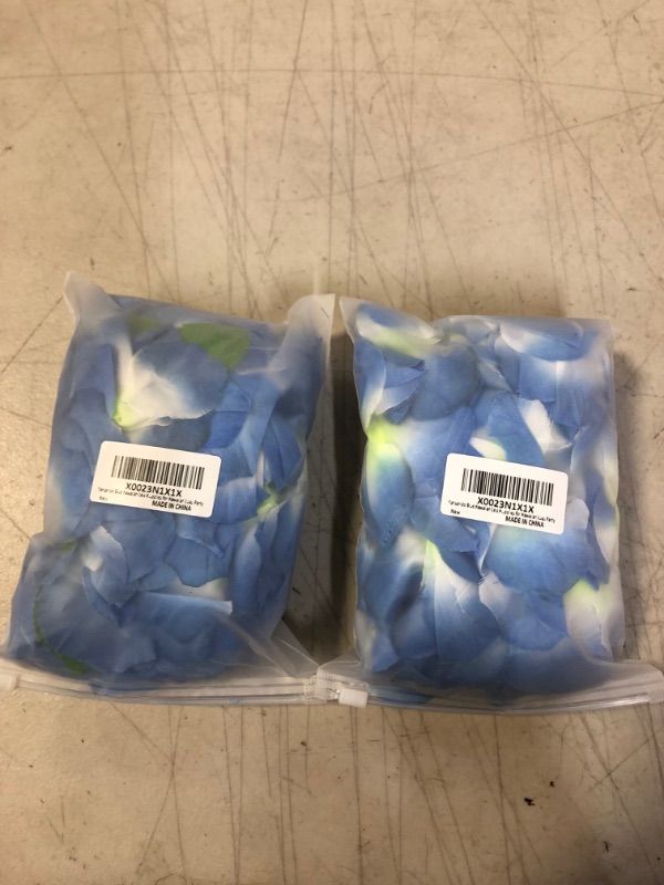 Photo 2 of 2 CT 4 Pcs Blue Hawaiian Leis with Green Leaves for Graduation Party, Dance Party, Photo Prop in Outdoors (Blue)