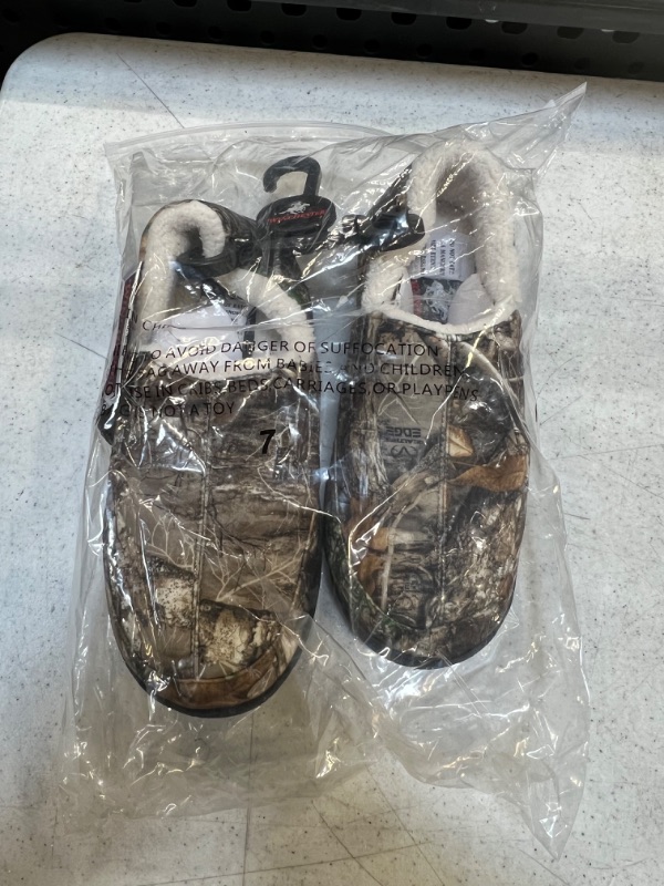 Photo 2 of FROGG TOGGS Men's Winchester Zen Camouflage Slippers - SIZE 7 -