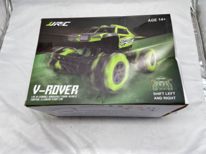 Photo 1 of JJRC-Q76 V-ROVER 1:16 12-way All-round Stunt Climbing Car Color:green