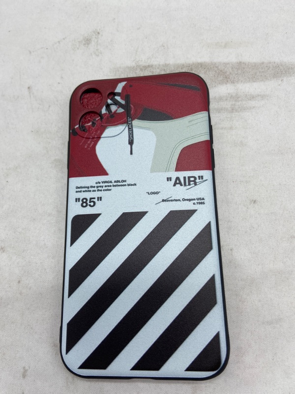 Photo 1 of Off White Phone Case IkPhone 11
