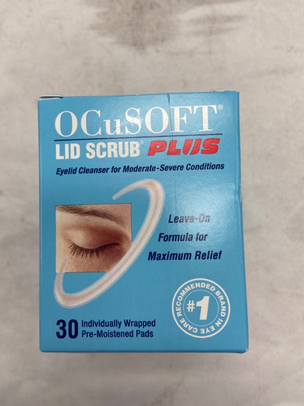 Photo 1 of OCuSOFT Cleansing Lid Scrub Plus Pre-Moistened Pads, 30 Count
