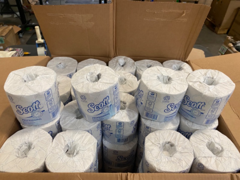Photo 3 of Scott Kimberly-Clark Professional 13217 100% Recycled Fiber Roll Bathroom Tissue- 550 Sheets/Roll- 80/Carton