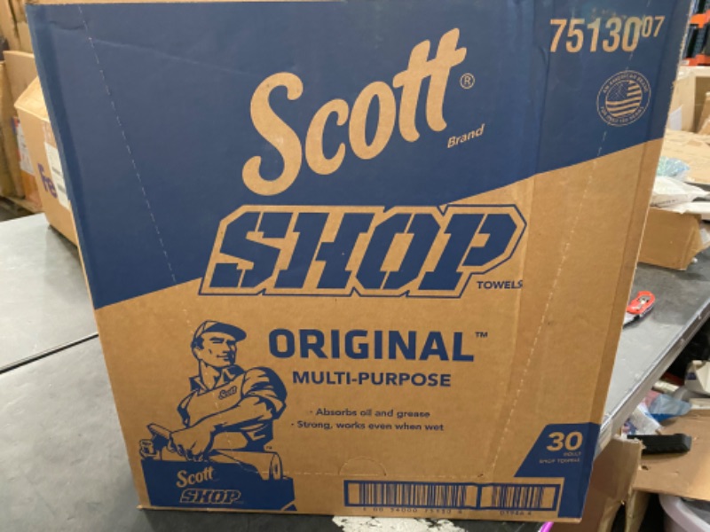 Photo 3 of Kimberly-Clark Professional 75130 Scott Shop Towels with 55 per Roll, Blue (Pack of 30)
