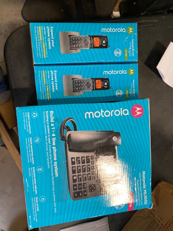 Photo 3 of Motorola 4 line Phone System Bundle, 2 Additional Cordless handsets Station & Handset(x2)