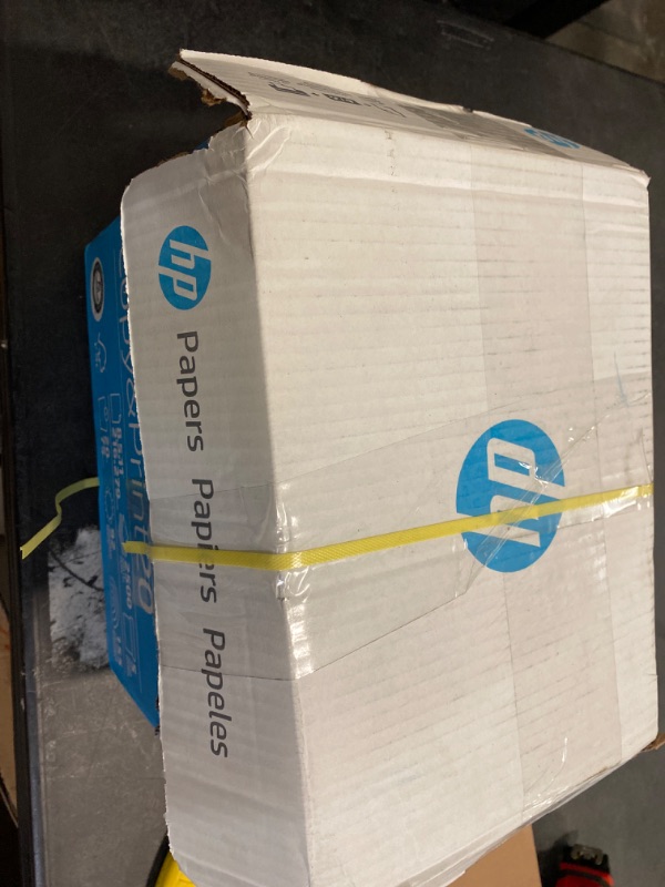 Photo 3 of HP Printer Paper | 8.5 x 11 Paper | Copy &Print 20 lb | 5 Ream Case - 2500 Sheets| 92 Bright Made in USA - FSC Certified| 200350C 5 Pack Standard Size (8.5x11)