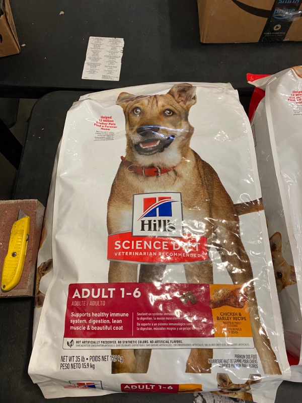 Photo 3 of Hill's Pet Nutrition Science Diet Dry Dog Food, Adult, Chicken & Barley Recipe, 35 lb. Bag