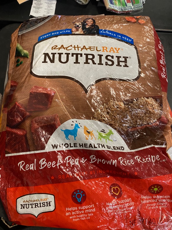 Photo 2 of Rachael Ray Nutrish Premium Natural Dry Dog Food, Real Beef, Pea, & Brown Rice Recipe, 40 Pound Bag 