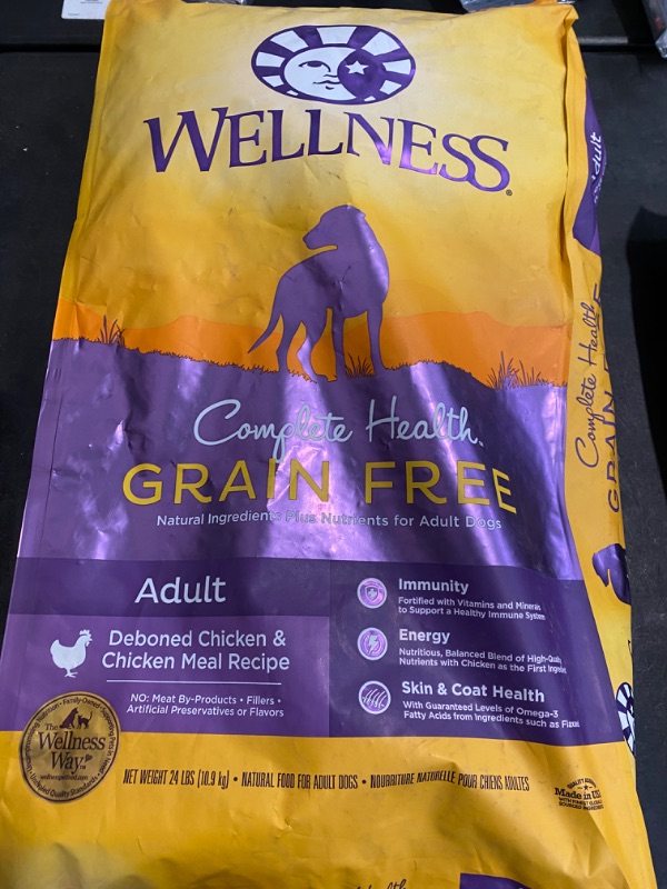 Photo 2 of Wellness Complete Health Grain-Free Dry Dog Food, Natural Ingredients, Made in USA with Real Meat, For All Lifestages (Chicken, 24-Pound Bag)