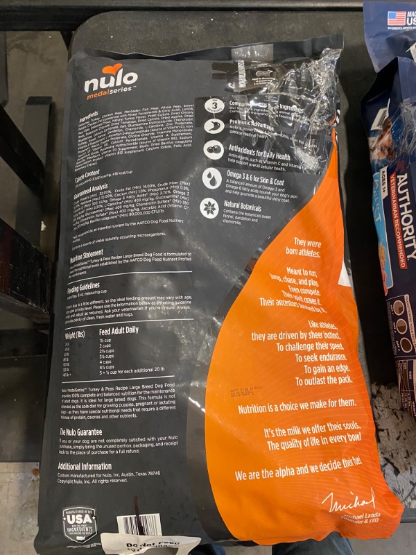 Photo 3 of Nulo MedalSeries Grain-Free Turkey & Peas Large Breed Adult Dry Dog Food, 24 lbs.