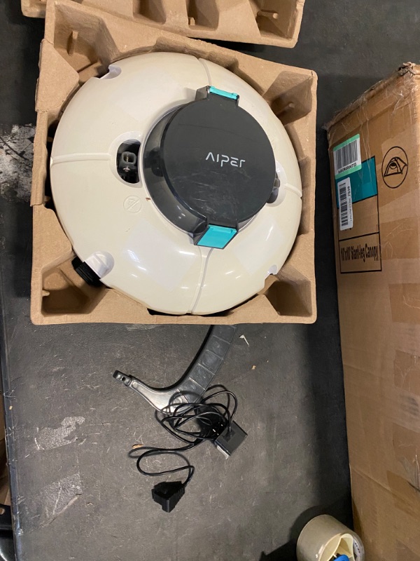 Photo 2 of AIPER Seagull 600 Cordless 3.1-in Robotic Pool Vacuum