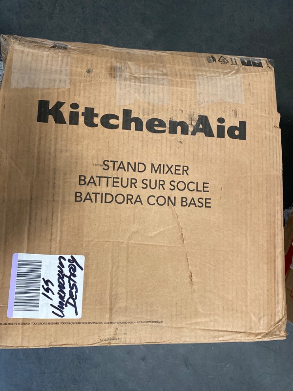 Photo 7 of KitchenAid Classic Series 4.5 Quart Tilt-Head Stand Mixer K45SS, White
