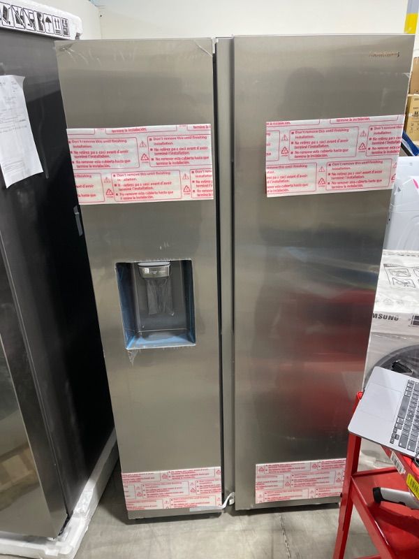 Photo 3 of 27.4 cu. ft. Large Capacity Side-by-Side Refrigerator in Stainless Steel *OPEN BOX* 
