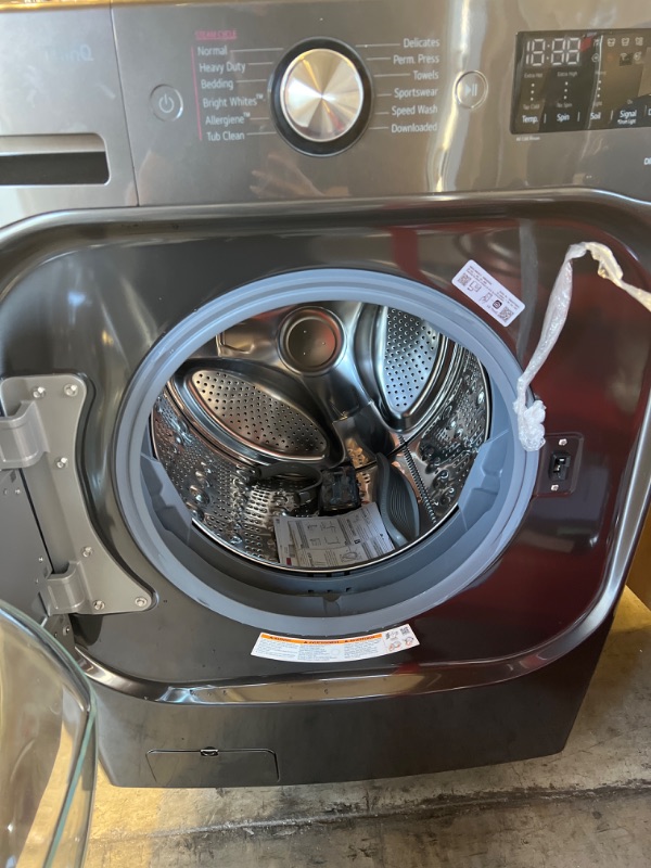 Photo 6 of 5.8 Cu. Ft. SMART Front Load Washer in Black Stainless Steel with TurboWash and Steam
by
LG SIGNATURE