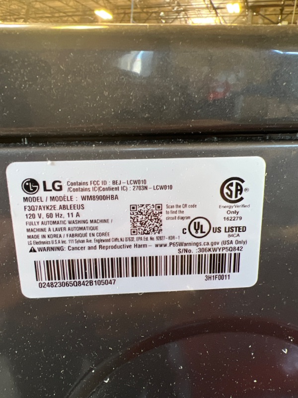 Photo 5 of 5.8 Cu. Ft. SMART Front Load Washer in Black Stainless Steel with TurboWash and Steam
by
LG SIGNATURE