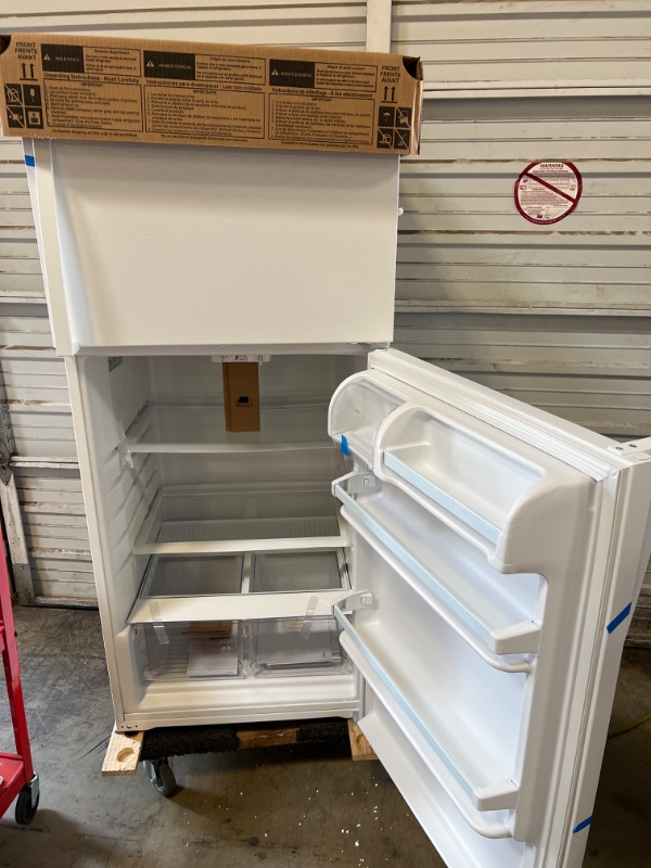 Photo 2 of 14.3 cu. ft. Top Freezer Refrigerator in White