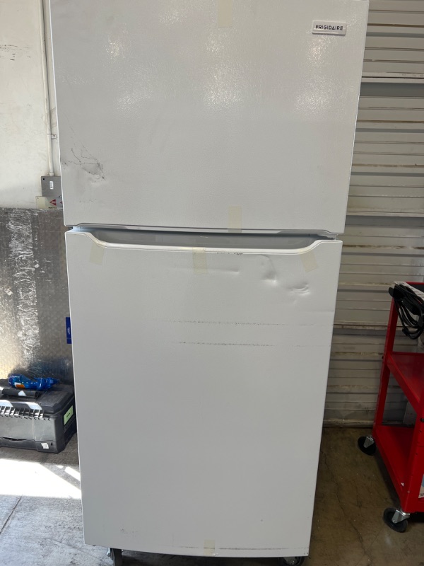 Photo 1 of Frigidaire
30 in. 18.3 cu. ft. Top Freezer Refrigerator