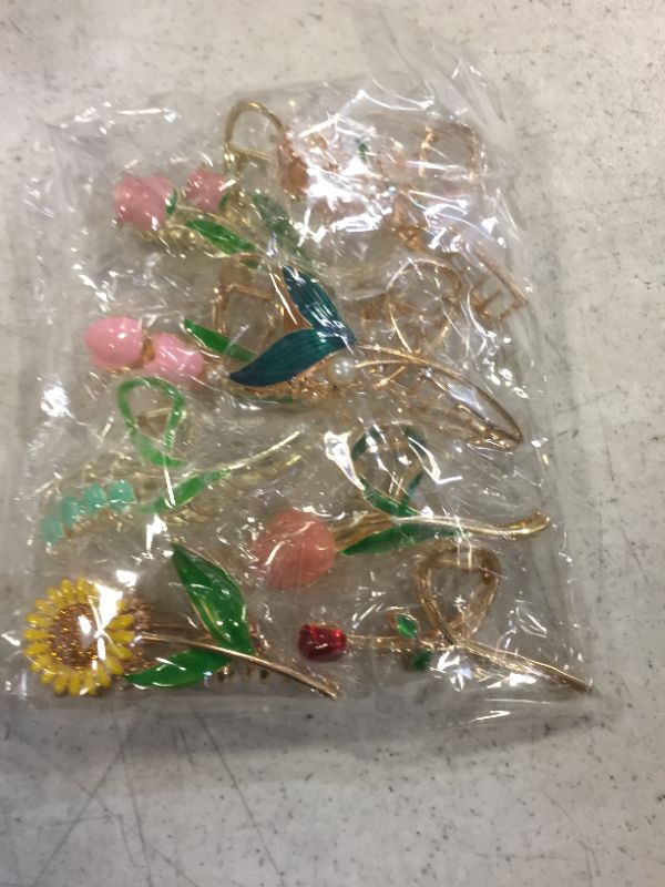 Photo 1 of 8PCS Large Flower Metal Hair Clips,Flower Claw Clips for Thcik Thin Hair,Tulip Lily Hair Claw Clips Hair Accessories for Women Girls (Type G)
