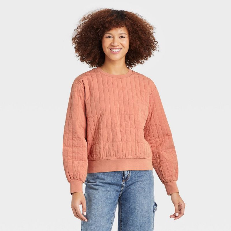 Photo 1 of large- Women's Quited Puover Sweatshirt - Universa Thread™
