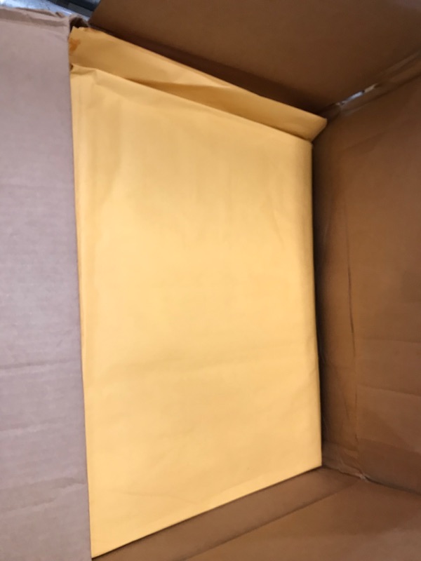 Photo 1 of pack of 20 mailing envelopes 