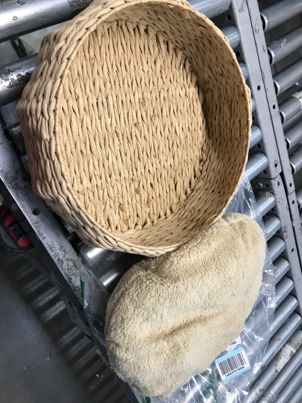 Photo 2 of 15"W X 5'L ROUND BASKET WITH PILLOW