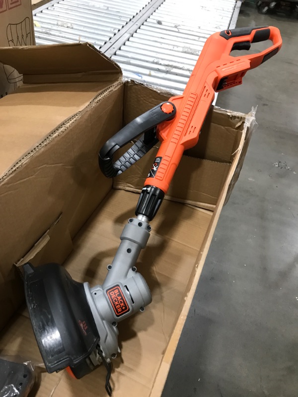 Photo 3 of BLACK+DECKER 20V MAX* String Trimmer / Edger, 12-Inch (LST300)
