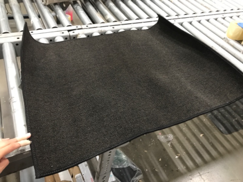Photo 1 of 2' x 2'10" black mat
