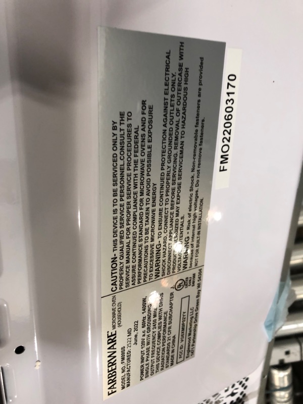 Photo 5 of **NOT FUNCTIONAL PARTS ONLY!! Farberware Classic FM09SS 0.9 Cu. Ft 900-Watt Microwave Oven, Stainless Steel, Cu.Ft 0.9 Cu.Ft.