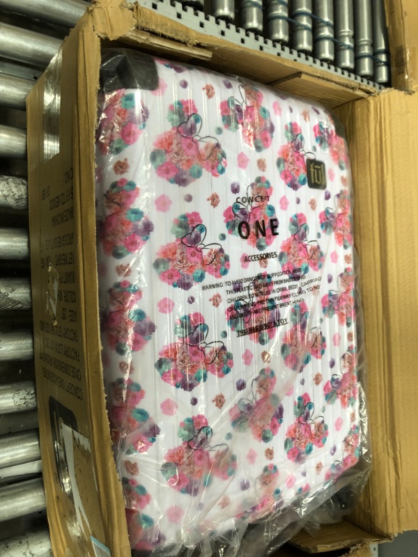 Photo 2 of **Handle Broken**FUL Disney Minnie Mouse 25 Inch Rolling Luggage, Pink Floral Hardshell Suitcase with Wheels, White