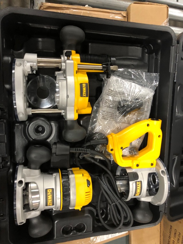 Photo 2 of "DeWALT DW618B3 2.25HP D-Handle Plunge Fixed Base Router Tool Kit - DW618"
