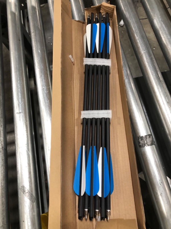 Photo 1 of JIANZD 20inch Crossbow Bolts Carbon Archery Arrow with 4" vanes and Replaced Arrowhead/Tip 12Pcs
