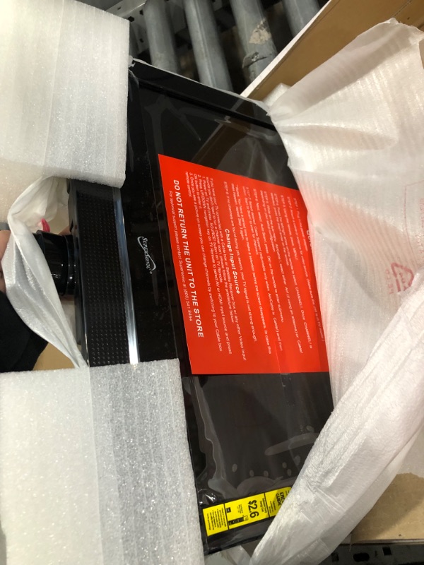 Photo 1 of Supersonic SC-1512 15.6" HD LED TV built-in DVD Player
