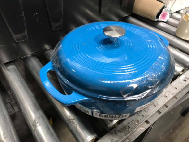 Photo 2 of Amazon Basics Enameled Cast Iron Covered Dutch Oven, 6-Quart, Blue
