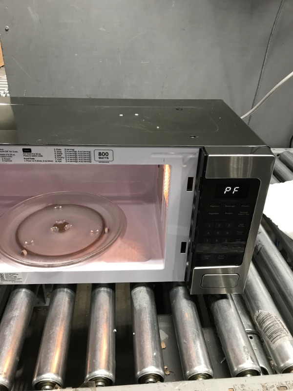 Photo 2 of GE Profile PEM31SFSS Countertop Microwave