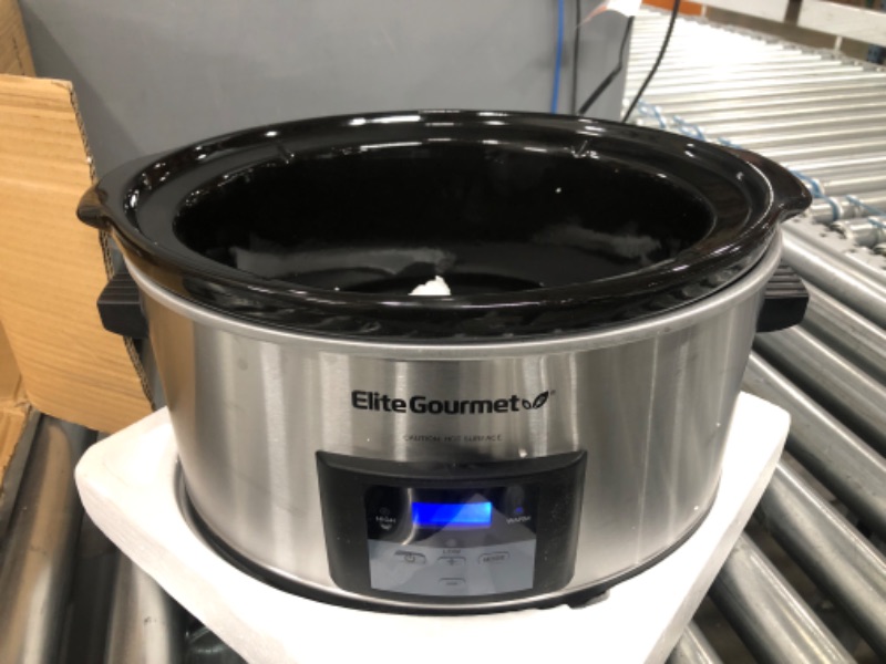 Photo 2 of Elite Platinum 8.5 Qt. Programmable Digital Slow Cooker