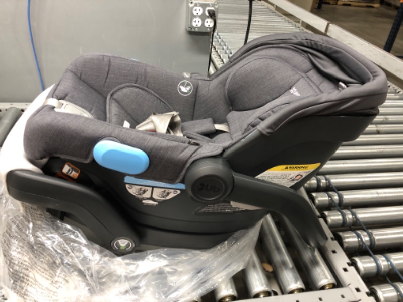 Photo 3 of MESA Infant Car Seat - JORDAN (charcoal mélange|merino wool) + MESA Base, 1 Count (Pack of 1) charcoal melange JORDAN