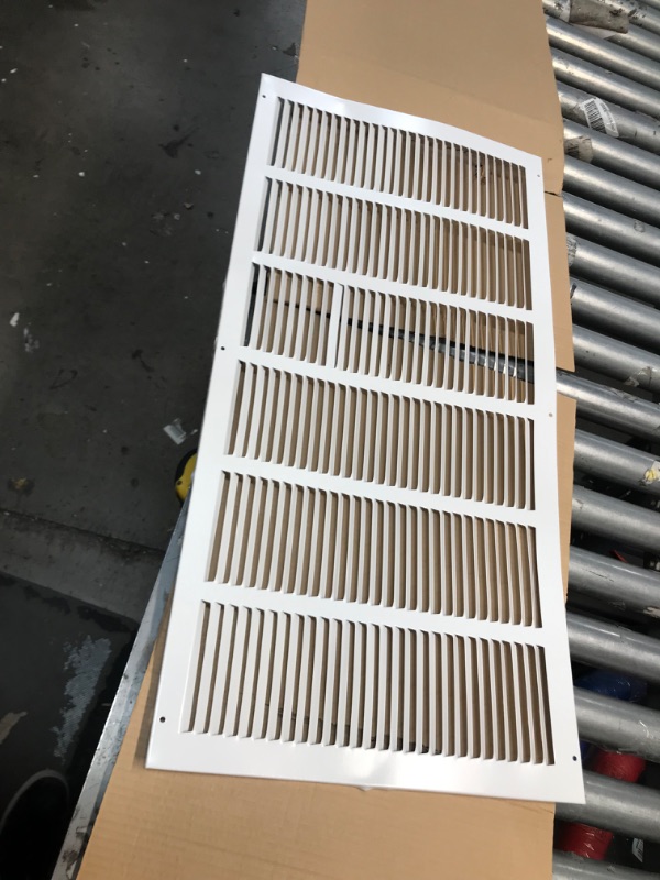 Photo 4 of 16" X 32" RETURN AIR GRILLE - SIDEWALL AND CEILING
