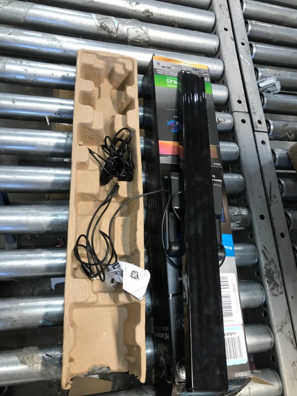 Photo 3 of GE Enlighten HD Antenna with Bias LED Lighting Black 53592